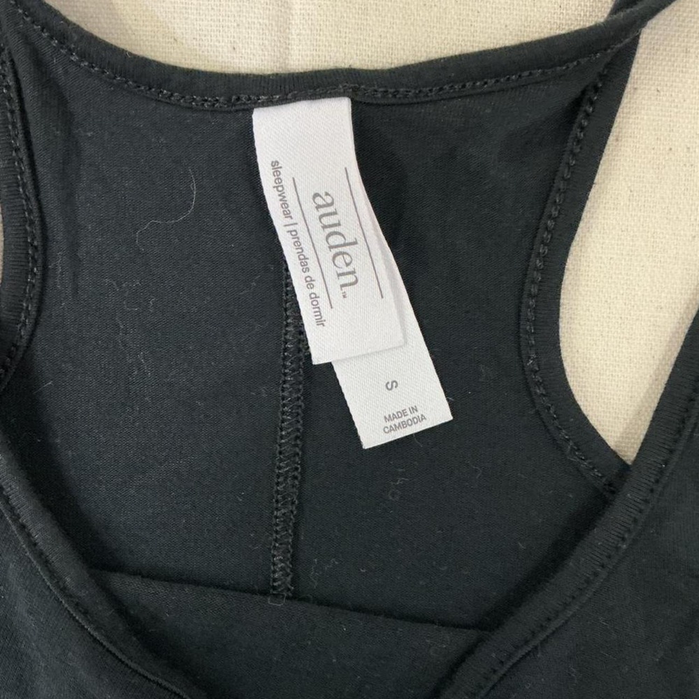 Black basic cami top 🖤 - Picture 5 of 5